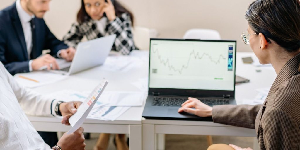 This article examines how Canary Technologies, a leading cloud-based guest management provider for hotels, handles the fast-changing regulatory landscape of 202...