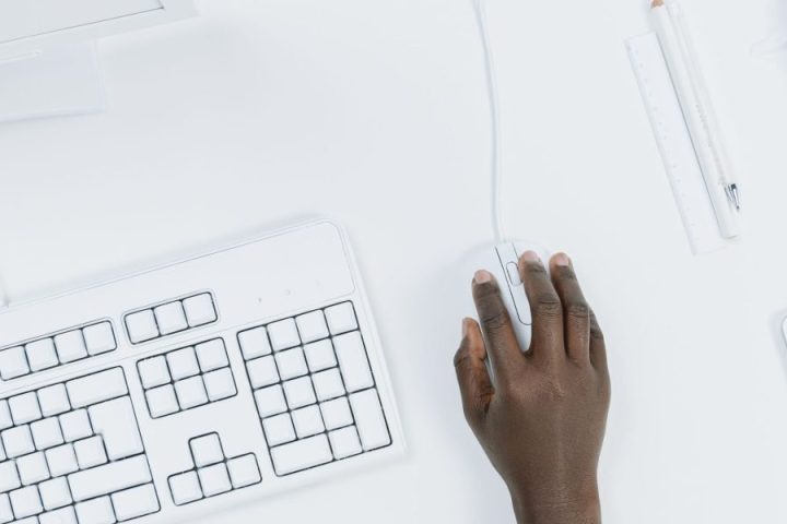 Website AI Maker: Executive Guide to 2026 Adoption, Compliance, and ROI